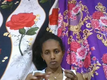 Ninie1a  live sex cam