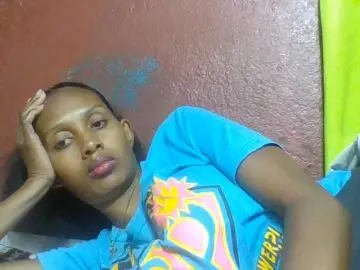 Ninie1a  live sex cam