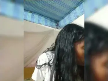 Princillah1  live sex cam