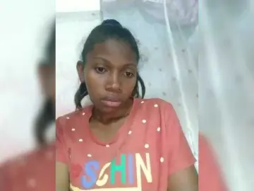 Princillah1  live sex cam