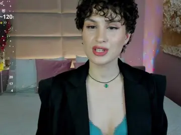 AdelinePerle  live sex cam