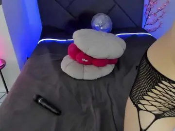 CassieEvans  live sex cam