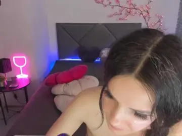 CassieEvans  live sex cam