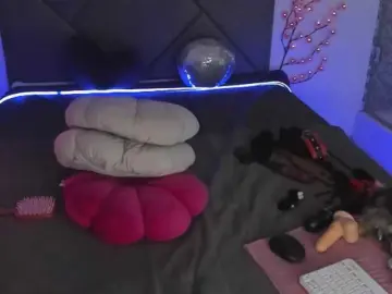 CassieEvans  live sex cam