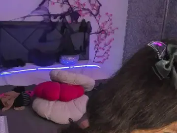 CassieEvans  live sex cam