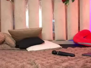 Daphnne-tay  live sex cam