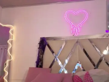 HARMONIE-TAY  live sex cam
