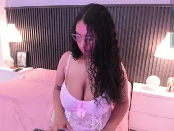 Lena-Ricci  live sex cam