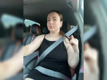 LexyNIGHT11  live sex cam