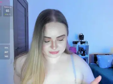 MishaLips  live sex cam