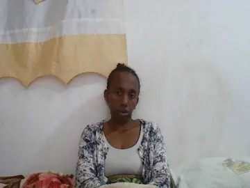 Sinah  live sex cam