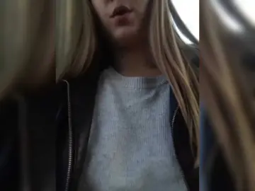 Vicctoria  live sex cam