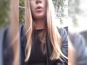 Vicctoria  live sex cam