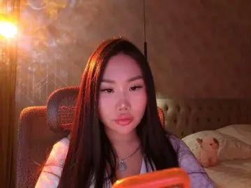 Kisadia  live sex cam