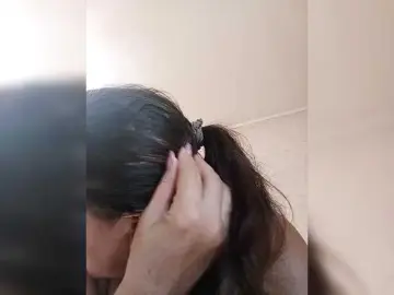Miss-kiss-kiss  live sex cam