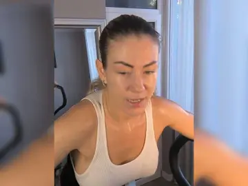 EnergyGirl  live sex cam