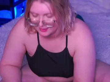 KiraKolobok  live sex cam