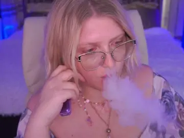 KiraKolobok  live sex cam