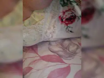 Lizzy2002  live sex cam