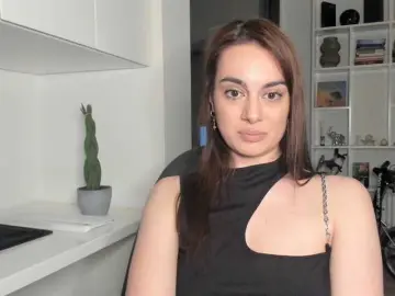 Bubble-gum122  live sex cam