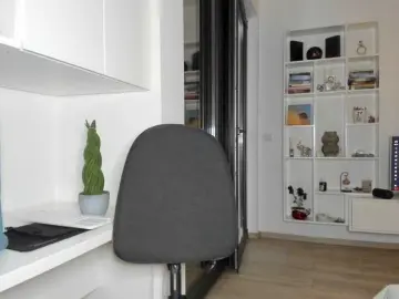 Bubble-gum122  live sex cam