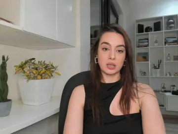 Bubble-gum122  live sex cam
