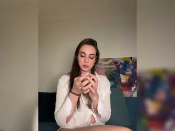 Bubble-gum122  live sex cam