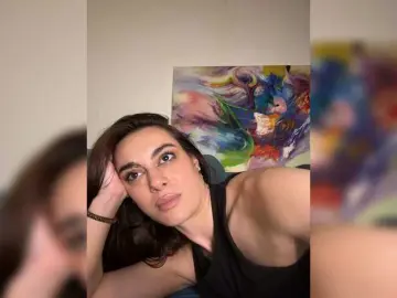 Bubble-gum122  live sex cam