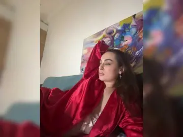 Bubble-gum122  live sex cam