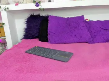 Connyblonde  live sex cam