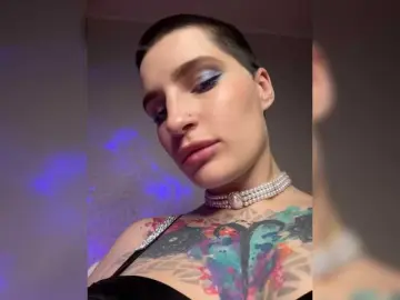 AbsintheGirl  live sex cam