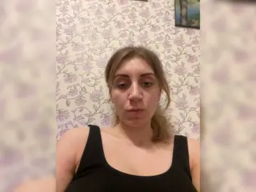 Aliya7  live sex cam