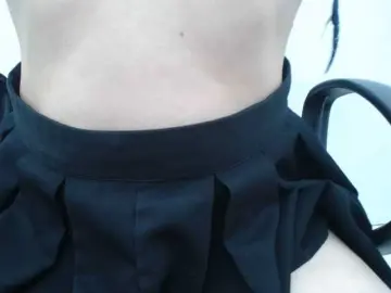 Lady-Young  live sex cam