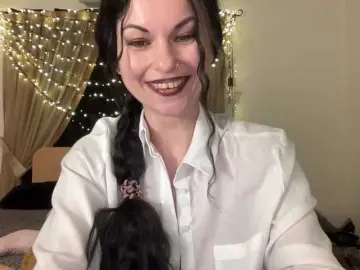 LilithNewdawn  live sex cam