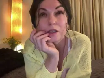 LilithNewdawn  live sex cam