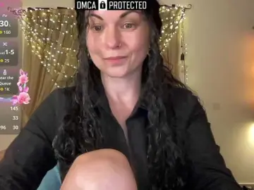 LilithNewdawn  live sex cam