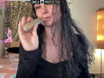 LilithNewdawn  live sex cam