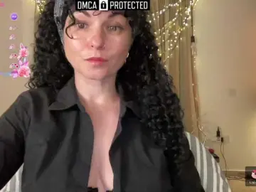 LilithNewdawn  live sex cam