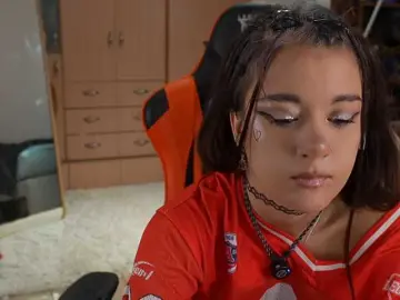 Sandy-Nekochan  live sex cam