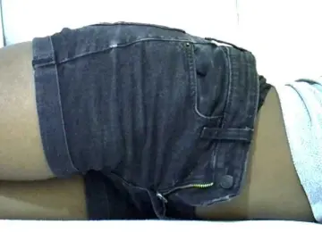 Sexyhanish  live sex cam