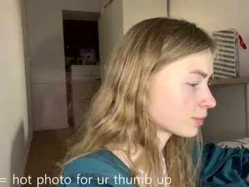 StephaniDrouillard  live sex cam