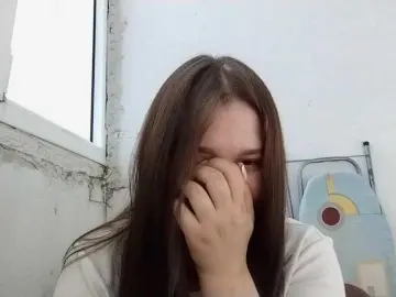 VidaKruiboesch  live sex cam