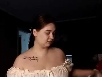VidaKruiboesch  live sex cam
