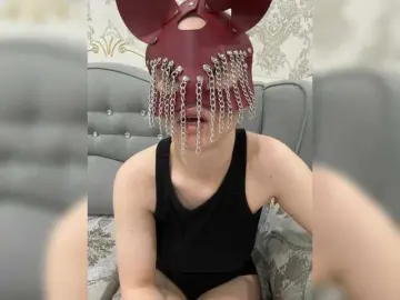 ZzzMonika  live sex cam