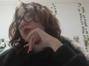 BeaHounchell  live sex cam