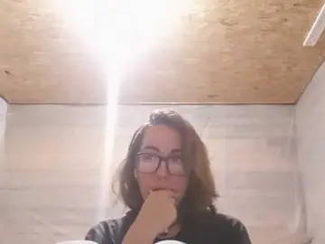 BeaHounchell  live sex cam