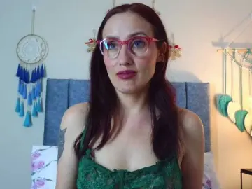 IberianMoonMK  live sex cam