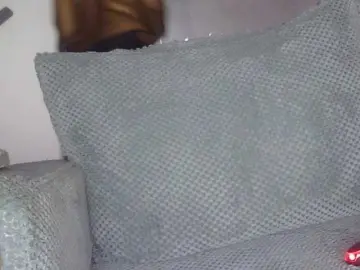 Keylinda75  live sex cam