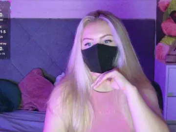 Victoria-  live sex cam