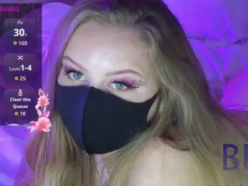 Victoria-  live sex cam